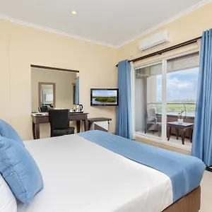 3* Hotel The Waterfront