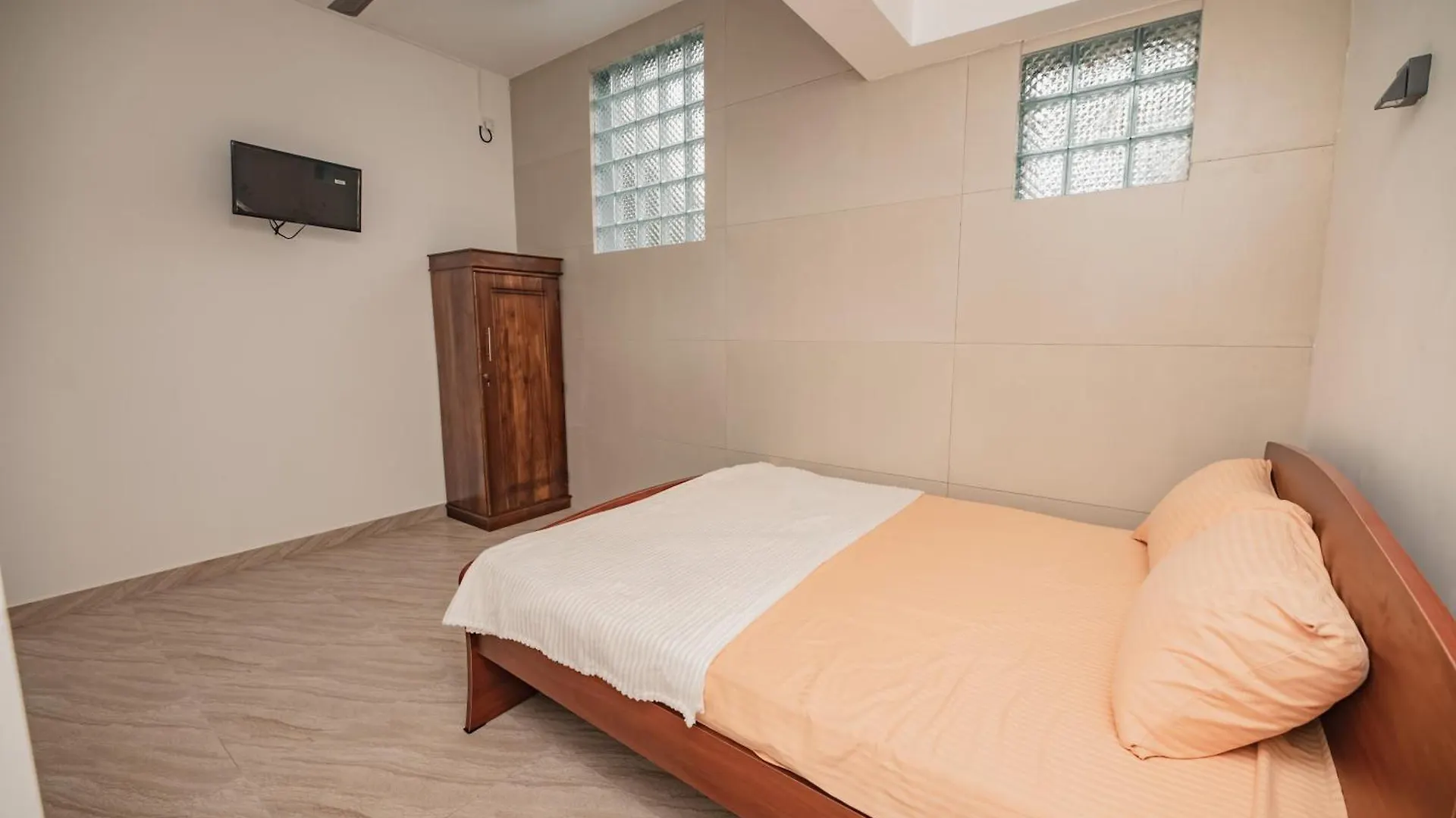 Nnr Wattala Hotel Sri Lanka